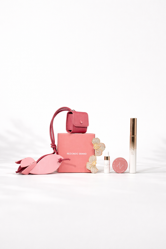 EDICIÓN ESPECIAL - NIEVES BEAUTY X REDONDO BRAND.   PENDIENTES NAGOYA