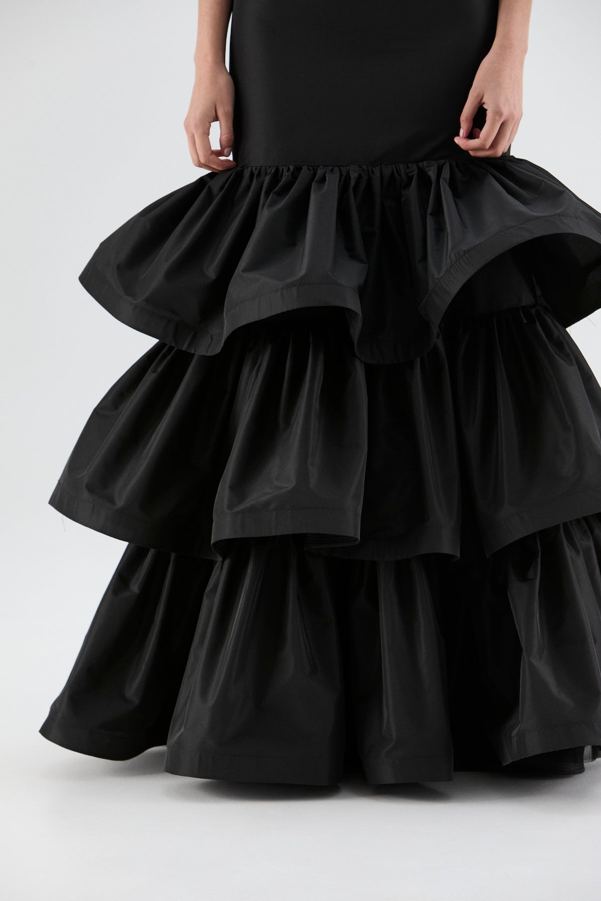 BLACK BALLARIAN DRESS