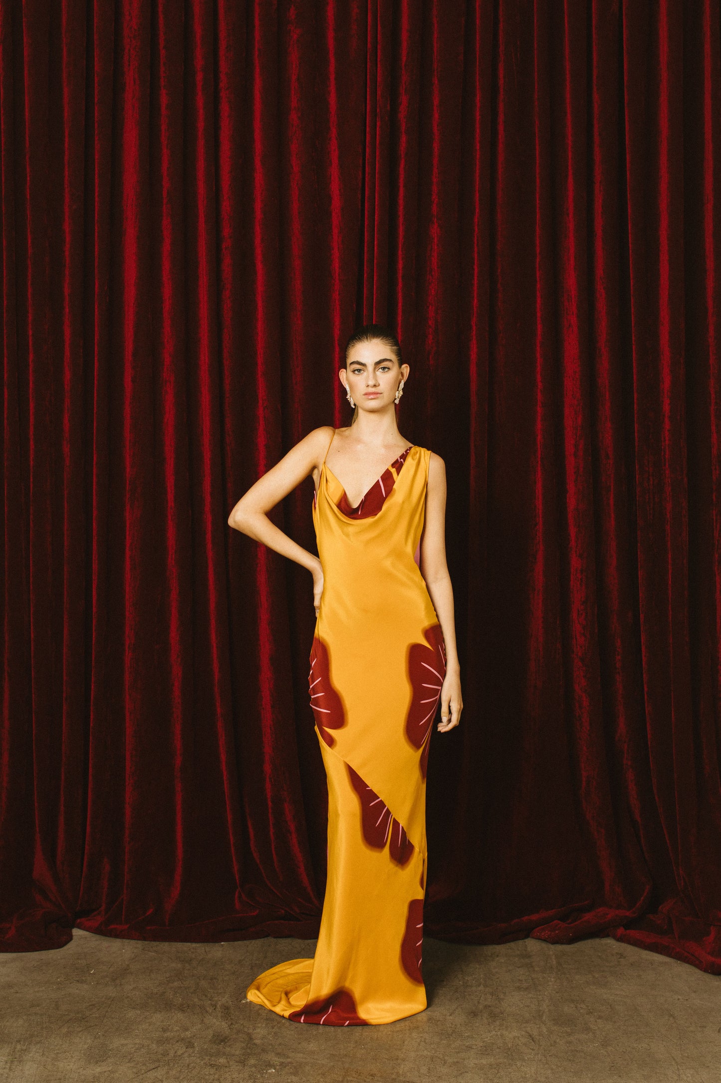 VESTIDO FLORES Nº5